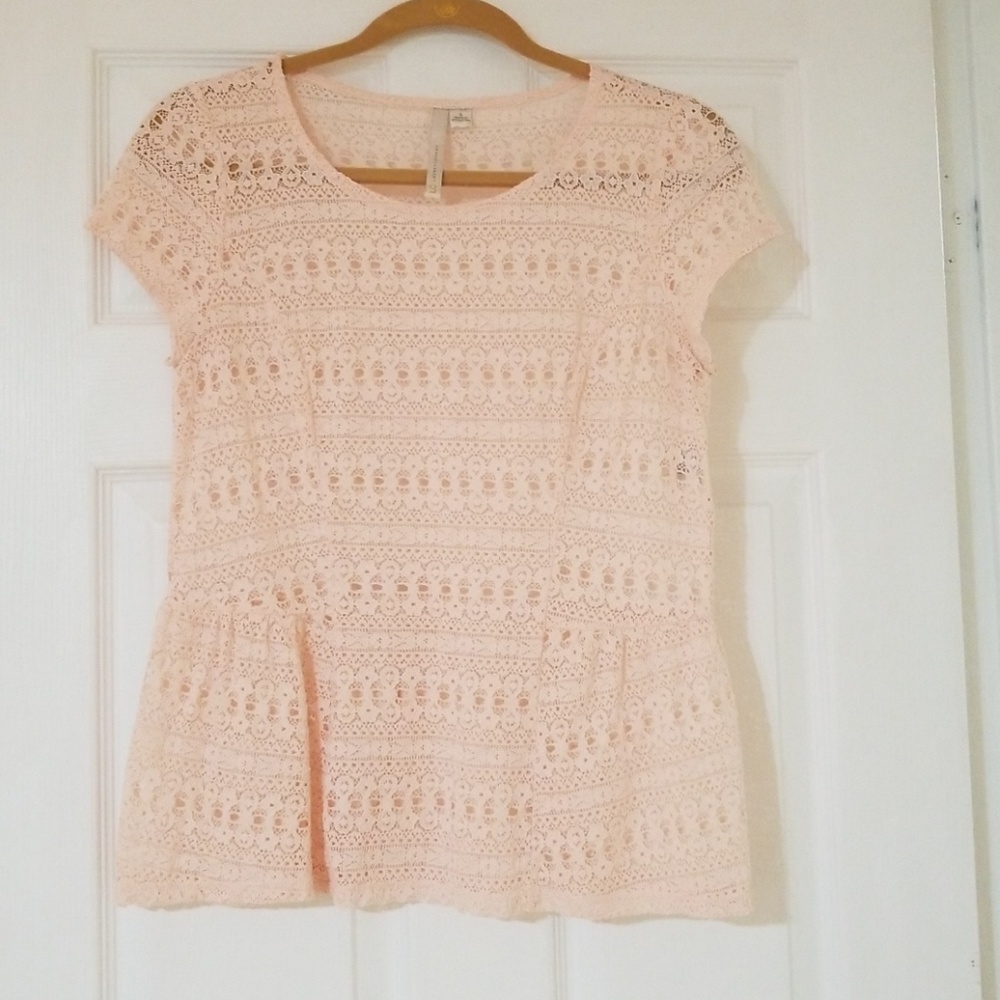 Lauren Conard light pink short sleeve top
